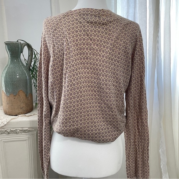Silk Knit Crewneck Floral Print Delicate Lightweight Sweater Top - Picture 5 of 8